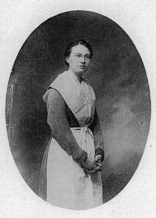 Marie-L&eacute;onie Vanhoutte